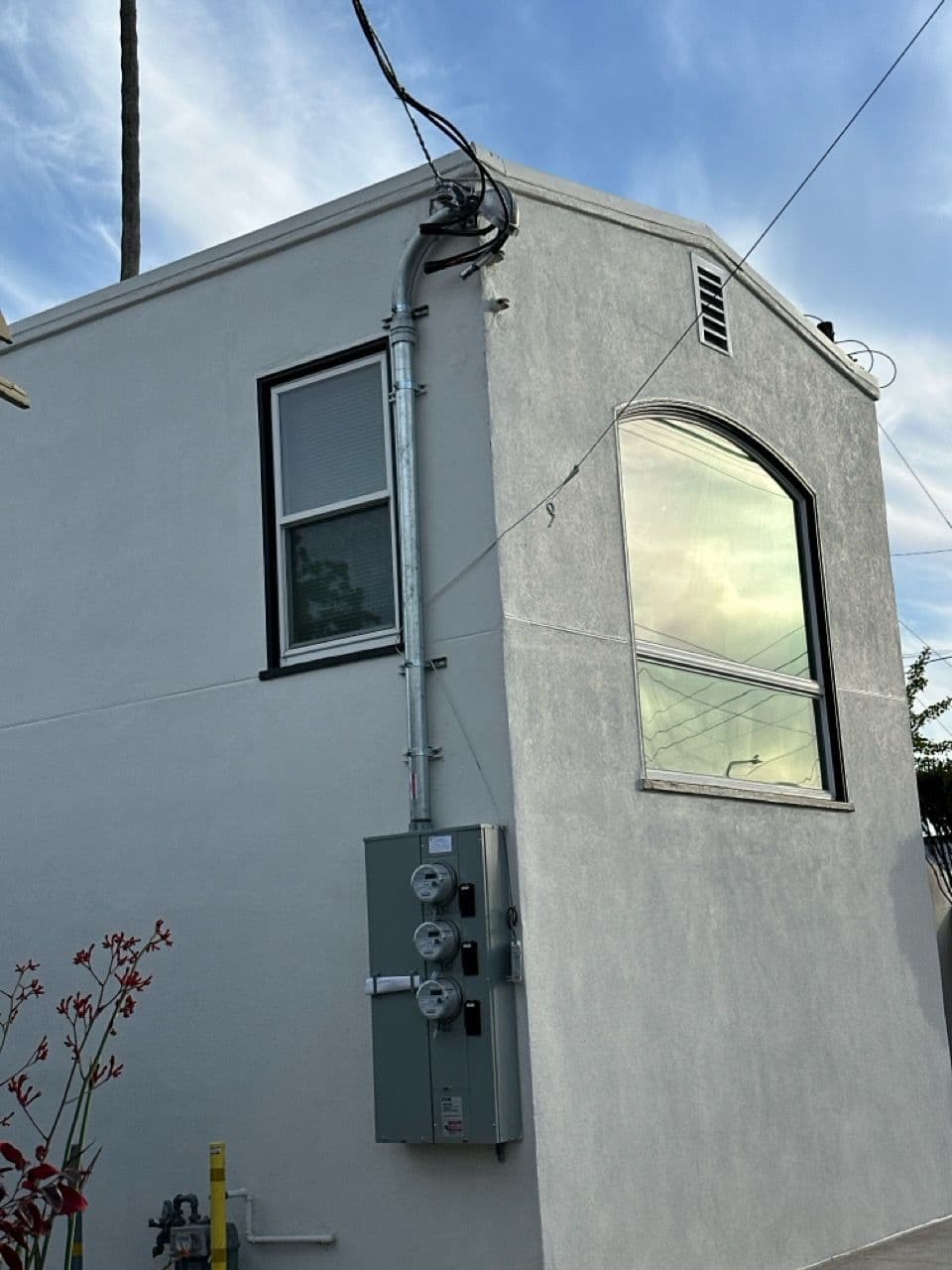 Gallery photos for Panel Upgrade for Enhanced Electrical Safety: Image #1